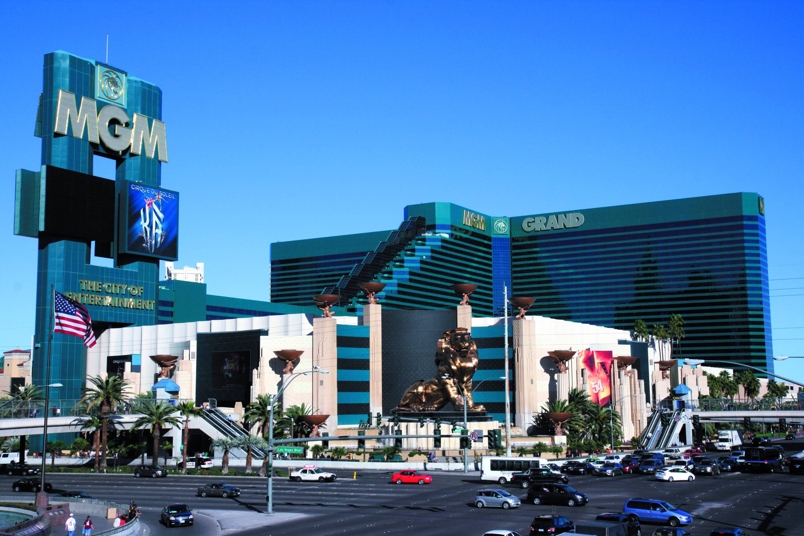 Avec son verre vert futuriste le MGM Grand est le plus grand hôtel du strip.
