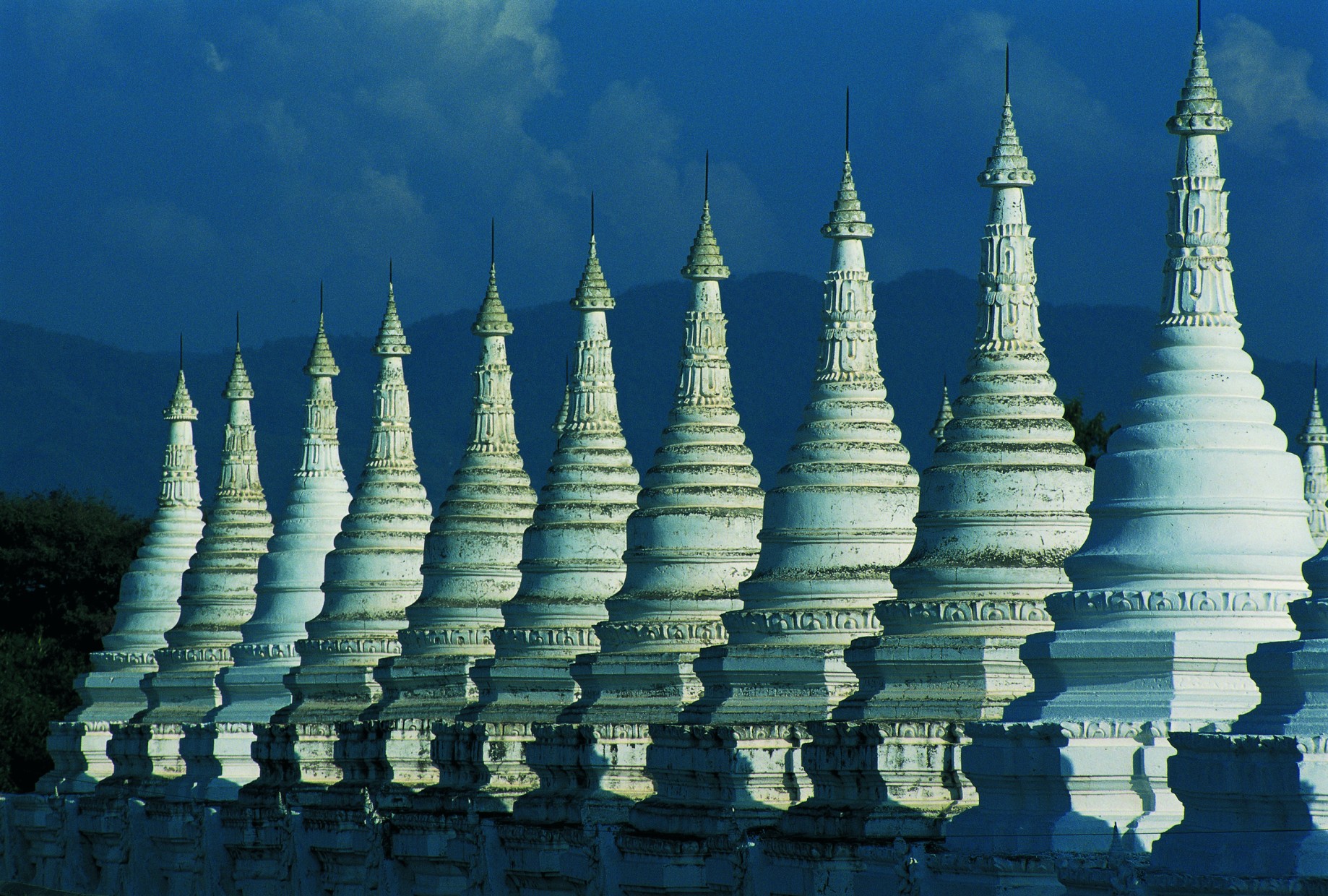 Stupas à Mandalay.