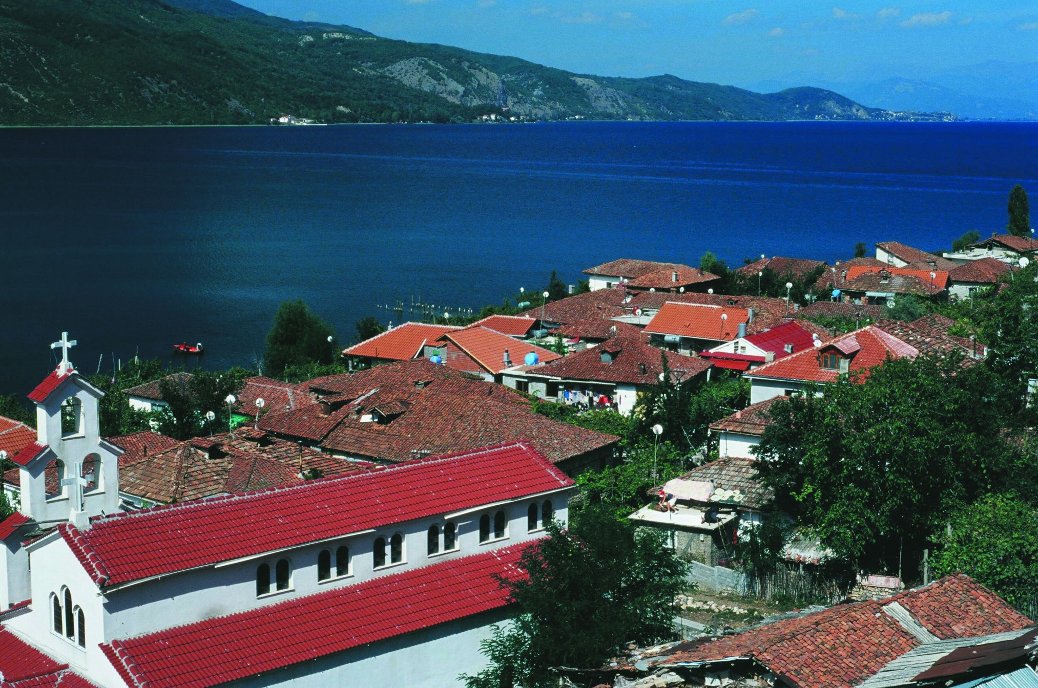 Village de pecheurs sur les rives du lac de Ohrid.