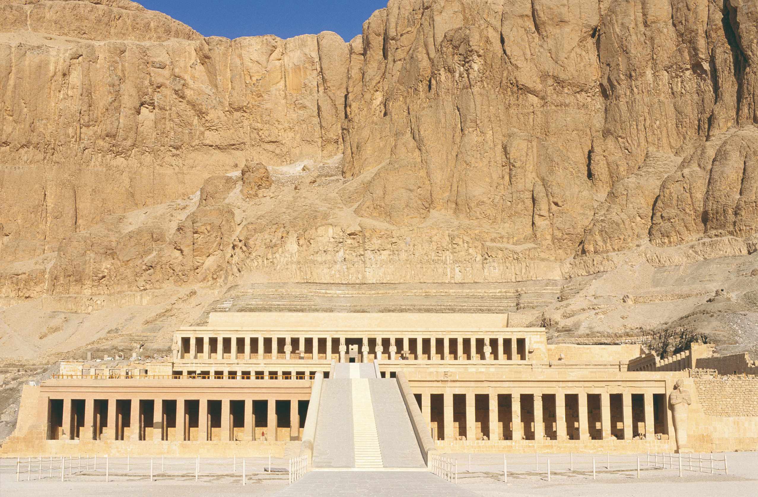 Deir el-Bahari, le temple de la reine Hatchepsout.