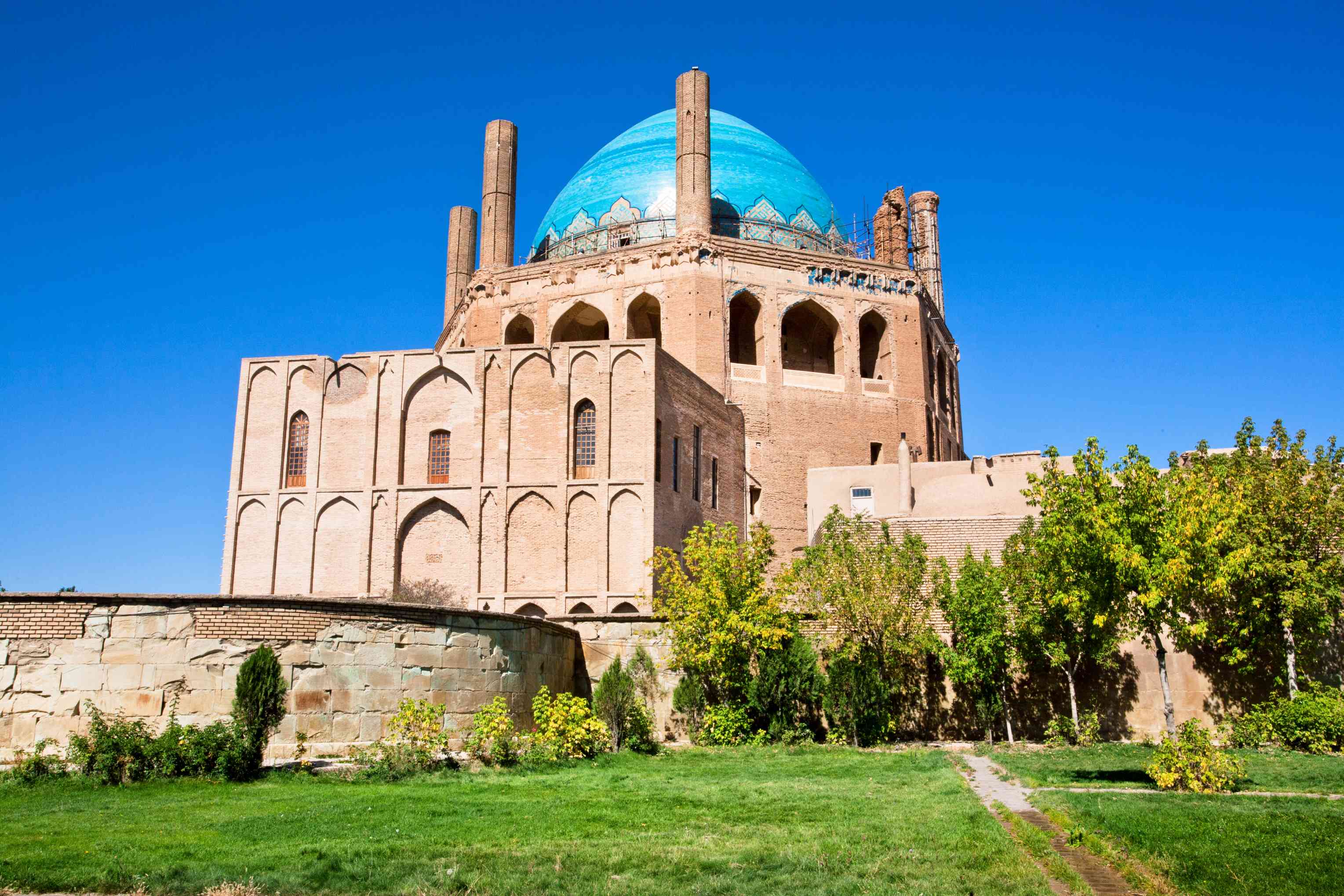 MAUSOLÉE SOLTANIYEH (GONBAD-E SOLTANIYEH) (édifice religieux / générique - SOLTANIYEH / Iran)