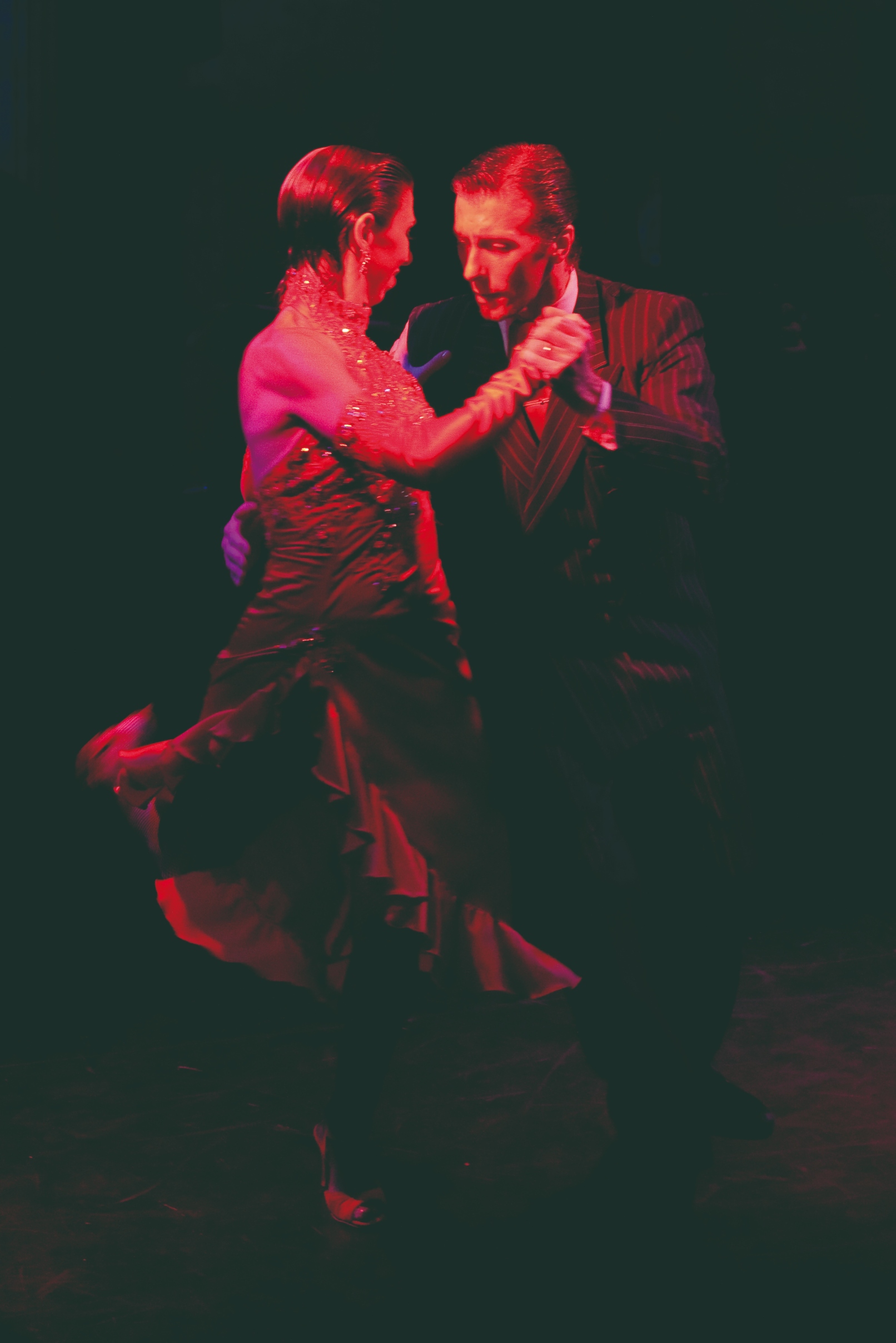 Spectacle de tango sur la scène du Viejo Almacén.