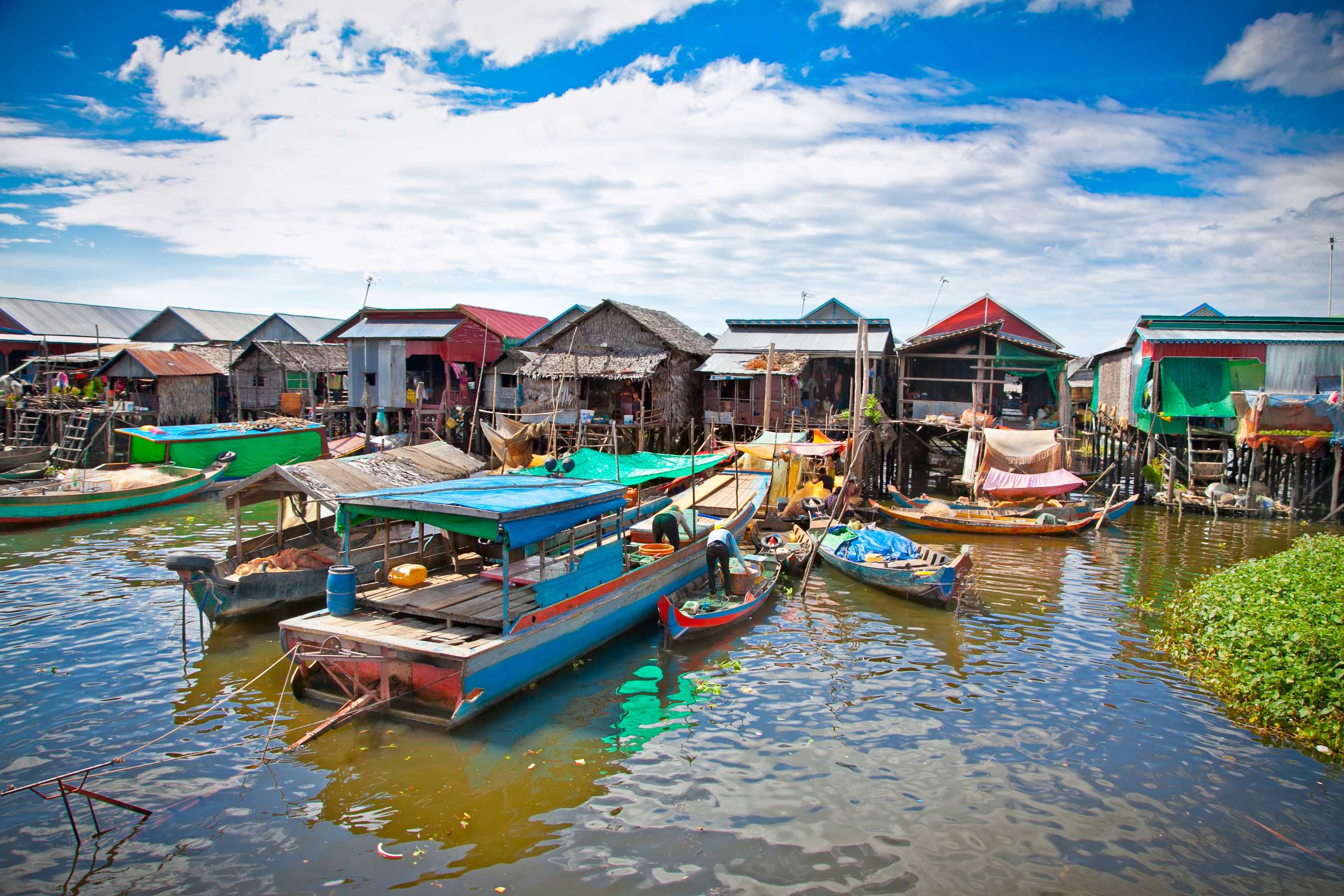 Village flottant sur le Lac Tonle Sap.