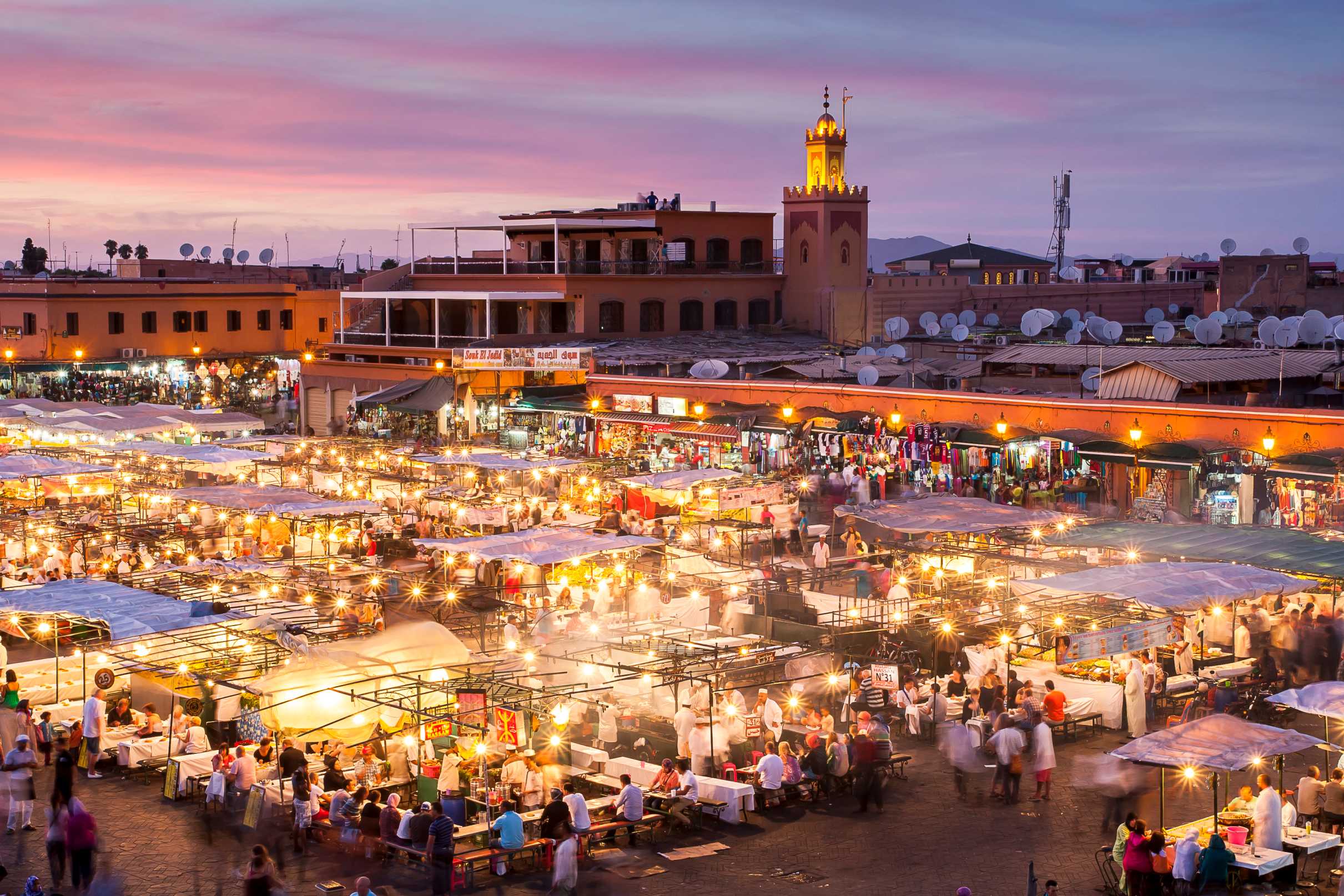 PLACE JEMAÂ EL-FNA (site urbain (rue, place, quartier) - MARRAKECH / Maroc)