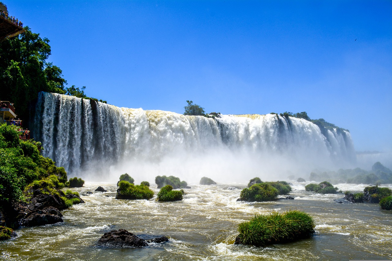 cascada-punto-turístico-turismo