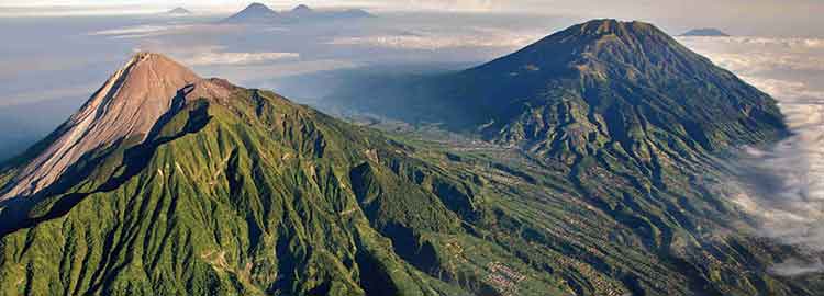 Vue sur le volcan Merapi